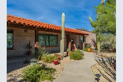 7945 E Cloud Road, Tucson, AZ 85750 - Photo 1