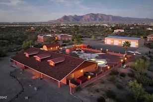 3636 N El Moraga Dr, Tucson, AZ 85745 - Photo 1