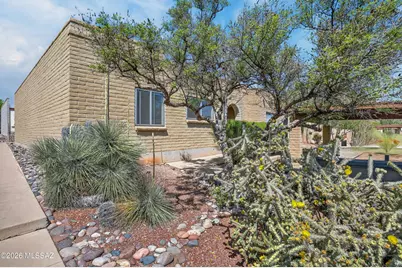 1352 S Brewer Drive, Tucson, AZ 85713 - Photo 1