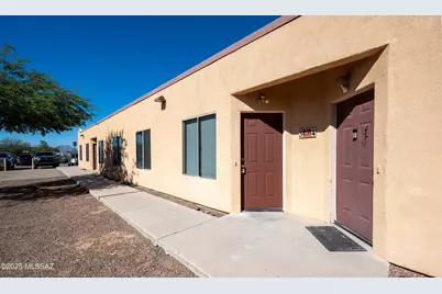 3022 N Geronimo Avenue #8, Tucson, AZ 85705 - Photo 1