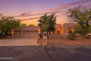 8769 E Bear Paw Pl, Tucson, AZ 85749 - Photo 1