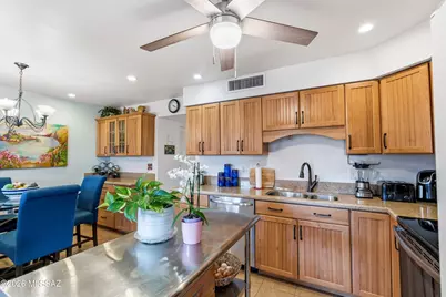 1330 S Avenida Polar S #E-10, Tucson, AZ 85710 - Photo 1