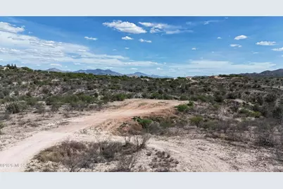 166 Trebol Court #86, Rio Rico, AZ 85648 - Photo 1