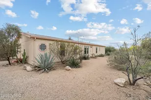 3825 S Aldon Rd, Tucson, AZ 85735 - Photo 1