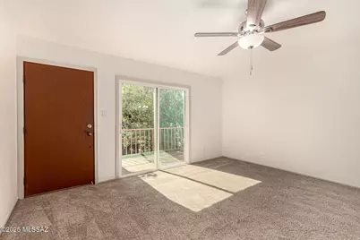 1600 N Wilmot Road #302, Tucson, AZ 85712 - Photo 1