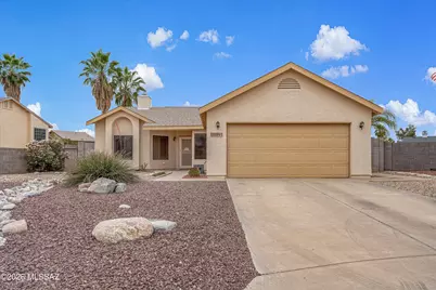 8941 N Spinel Place, Tucson, AZ 85742 - Photo 1