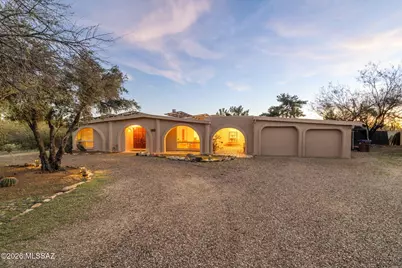1641 W Chapala Drive, Tucson, AZ 85704 - Photo 1