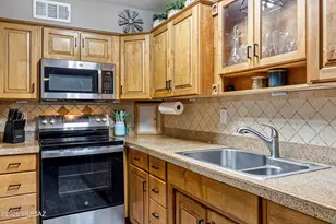 5630 S Holladay Dr, Tucson, AZ 85706 - Photo 1