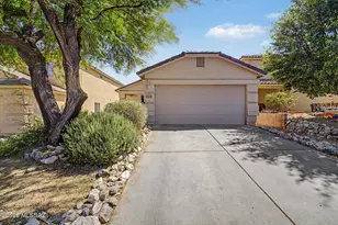 681 W Ash Ridge Dr, Green Valley, AZ 85614 - Photo 1