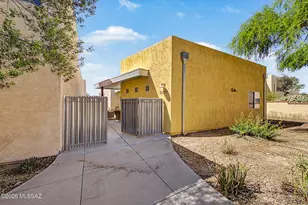 2469 N Silver Mosaic Dr, Tucson, AZ 85745 - Photo 1