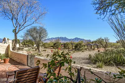 997 W Calle Del Regalo, Green Valley, AZ 85614 - Photo 1
