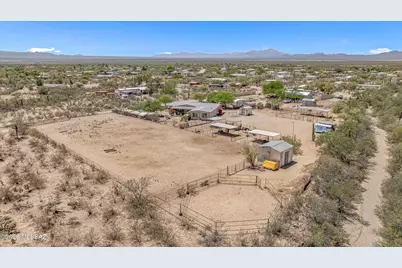 9500 W Sky Blue Drive, Tucson, AZ 85735 - Photo 1