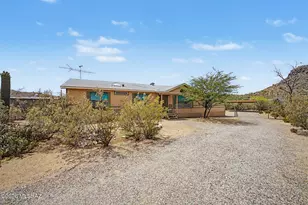 6670 N Desert View Dr, Tucson, AZ 85743 - Photo 1