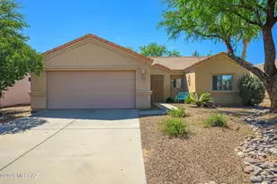 701 W Tiger Pl, Green Valley, AZ 85614 - Photo 1
