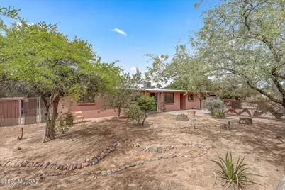 4401 E Flower Street, Tucson, AZ 85712 - Photo 1