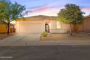 12076 W Makenna Ln, Marana, AZ 85653 - Photo 1