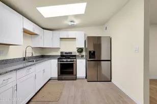 1041 W Ebner Pl, Tucson, AZ 85714 - Photo 1
