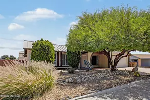 2900 W Bayleaf Dr, Tucson, AZ 85741 - Photo 1