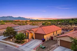 1009 West Calle Zoca, Sahuarita, AZ 85629 - Photo 1