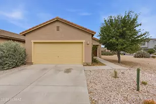 584 N Highlands Grove Ln, Sahuarita, AZ 85629 - Photo 1