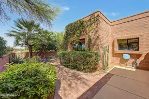2025 W Ashbrook Dr, Tucson, AZ 85704 - Photo 1
