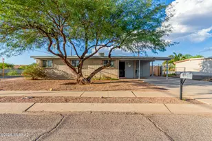 6501 E Brooks Dr, Tucson, AZ 85730 - Photo 1