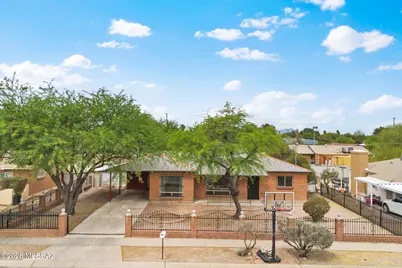 912 S Jefferson Avenue, Tucson, AZ 85711 - Photo 1