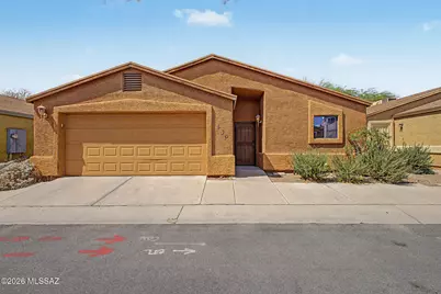 409 E Geronimo Bluff Loop, Tucson, AZ 85705 - Photo 1