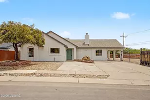 7271 S Camino Alegre, Tucson, AZ 85746 - Photo 1