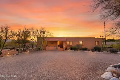 7141 N Camino De Fosforo, Tucson, AZ 85718 - Photo 1