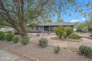 8302 E Kenyon Dr, Tucson, AZ 85710 - Photo 1