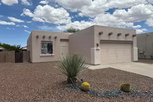339 E Calle GARBILLO, Green Valley, AZ 85614 - Photo 1