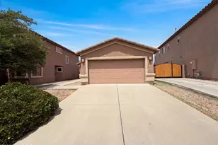 1067 E Lyle Canyon Dr, Sahuarita, AZ 85629 - Photo 1