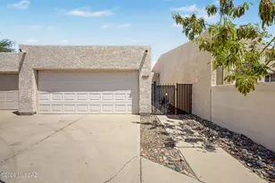 7867 E Roget Dr, Tucson, AZ 85710 - Photo 1