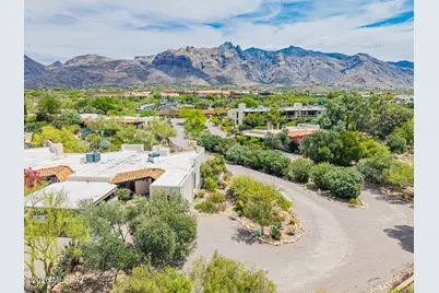 2600 E Skyline Drive #17, Tucson, AZ 85718 - Photo 1
