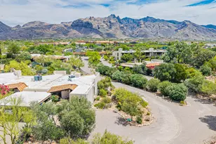 2600 E Skyline Dr, Tucson, AZ 85718 - Photo 1