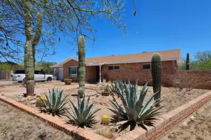 2624 N Teresa Ln, Tucson, AZ 85745 - Photo 1