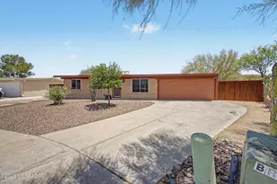 9781 E Hollow Pl, Tucson, AZ 85748 - Photo 1