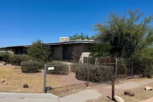 4600 S Goldenrod Dr, Tucson, AZ 85730 - Photo 1