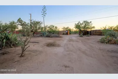 11155 S Brandywine Lane, Tucson, AZ 85736 - Photo 1