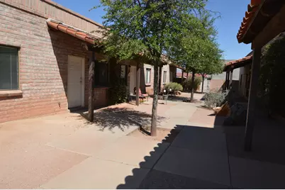 4115 E North Street #6, Tucson, AZ 85712 - Photo 1