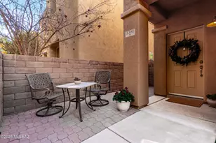 2381 E Autumn Flower Dr, Tucson, AZ 85718 - Photo 1