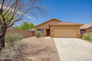8403 N Coyote View Ct, Tucson, AZ 85743 - Photo 1