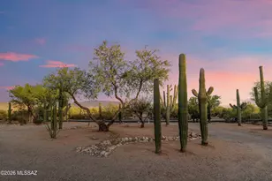 11721 E Sneller Vista Dr, Tucson, AZ 85749 - Photo 1