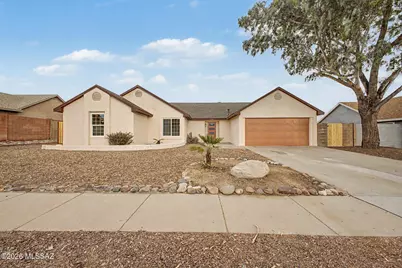 4801 W Waterbuck Drive, Tucson, AZ 85742 - Photo 1