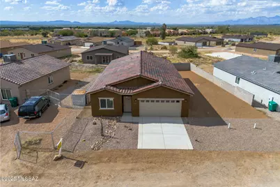 218 S Atlanta Street, Vail, AZ 85641 - Photo 1