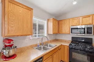 7816 S Baja Stone Ave, Tucson, AZ 85756 - Photo 13