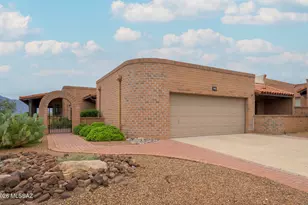 1013 W Desert Hills Dr, Green Valley, AZ 85622 - Photo 1