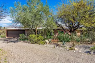 8801 E Buckboard Rd, Tucson, AZ 85749 - Photo 1