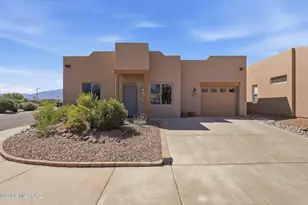 965 W Via Del Placio, Green Valley, AZ 85614 - Photo 1